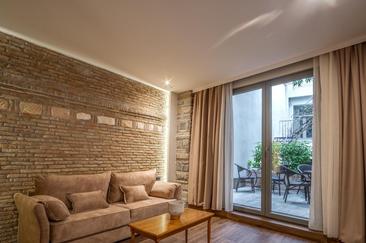 Philia Boutique Hotel Athena Bagian luar foto
