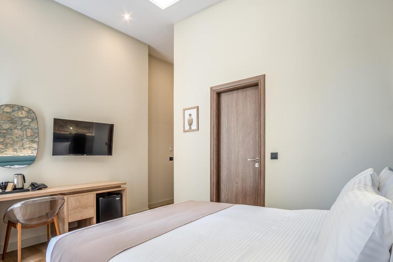 Philia Boutique Hotel Athena Bagian luar foto